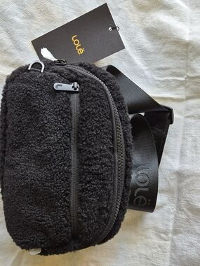Lole Black Sherpa Belt Bag with Logo Strap